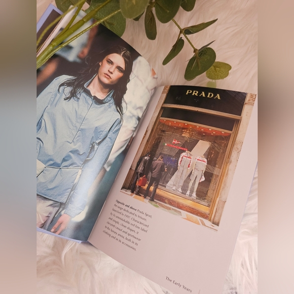 Chanel + LV + Prada Bundle 💯🔥🔥 - Picture 3 of 9